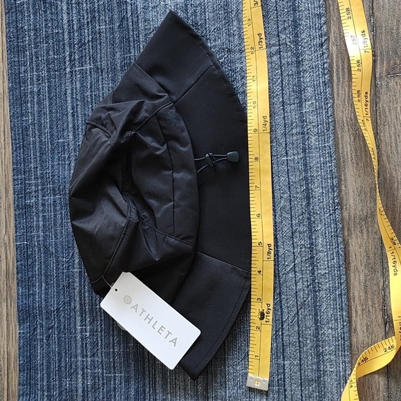 New Athleta Water Resistant Bucket Hat S/M - Picture 6 of 14